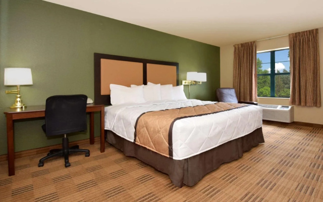 photo 4 of Extended Stay America Suites Chicago Skokie