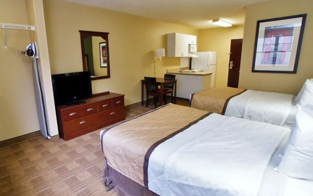photo 2 of Extended Stay America Chicago Hillside