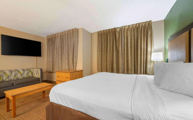photo 3 of Extended Stay America Chicago Schaumburg Convention Center