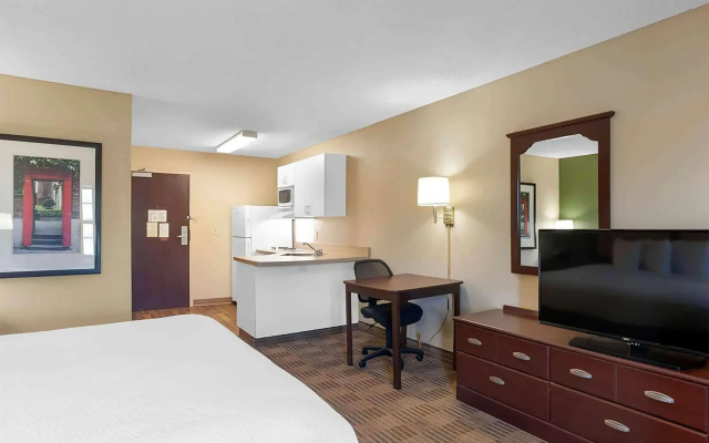 photo 3 of Baymont by Wyndham Auburn Hills South