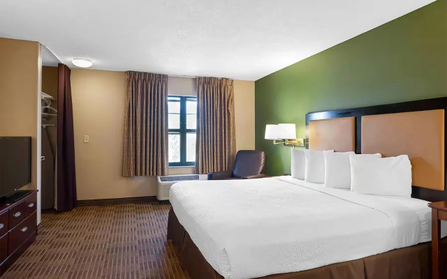 photo 4 of Baymont by Wyndham Auburn Hills South