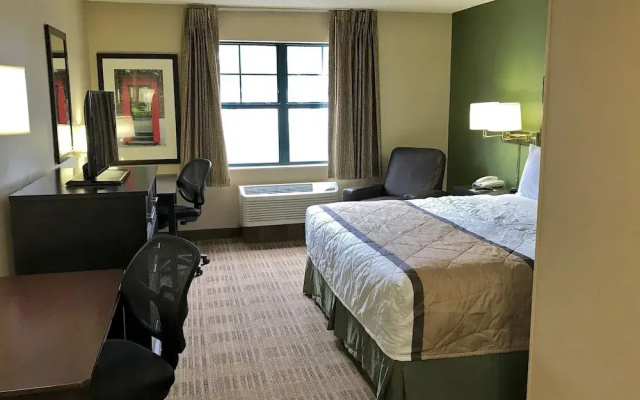 photo 2 of Extended Stay America Detroit Farmington Hills