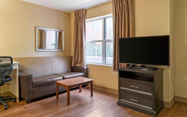 photo 3 of Extended Stay America Detroit Novi Orchard Hill Place