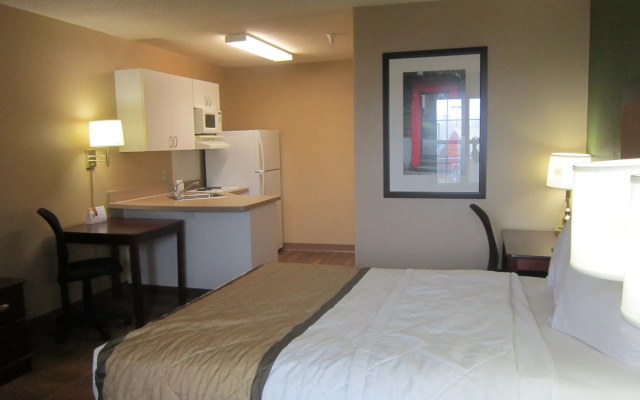 photo 4 of Extended Stay America Select Suites Fayetteville Owen Dr