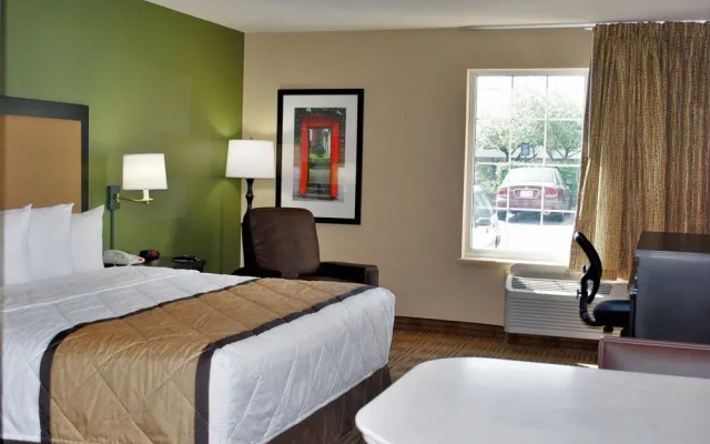 photo 3 of Extended Stay America Hotel Milwaukee - Brookfield