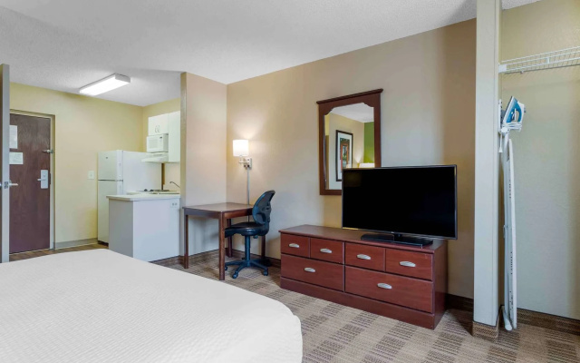 photo 4 of Extended Stay America Suites Houston Galleria Westheimer