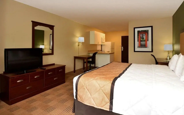 photo 4 of Extended Stay America Suites - Los Angeles - LAX Airport