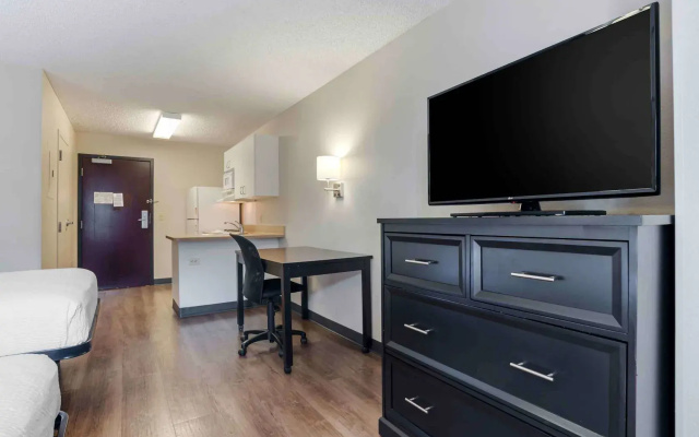 photo 4 of Extended Stay America Suites Los Angeles Torrance Blvd