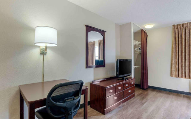 photo 5 of Extended Stay America Suites Los Angeles Torrance Blvd