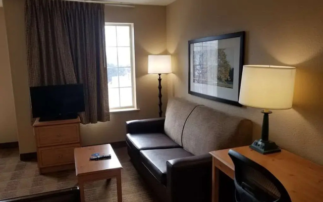 photo 4 of Extended Stay America Milwaukee Brookfield