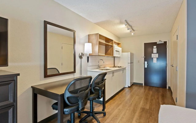 photo 3 of Extended Stay America Premier Suites Oakland Alameda