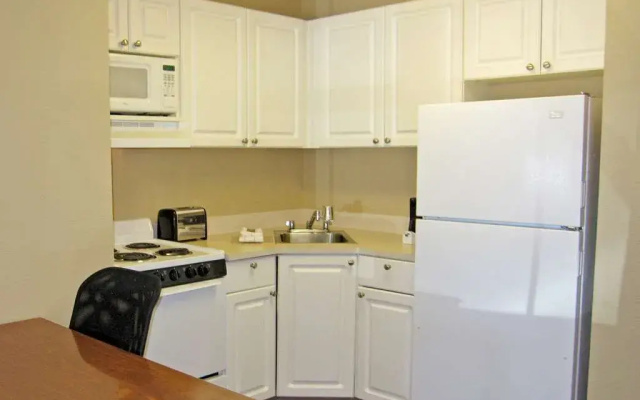 photo 5 of Extended Stay America Oakland Alameda Airport