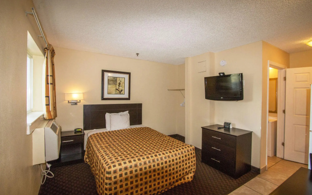 photo 2 of Extended Stay America Orlando Theme Parks Vineland Rd.