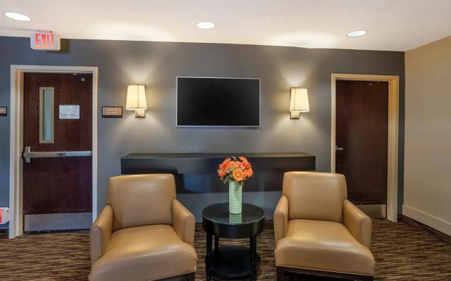photo 2 of Suburban Studios Exton - Philadelphia Great Valley