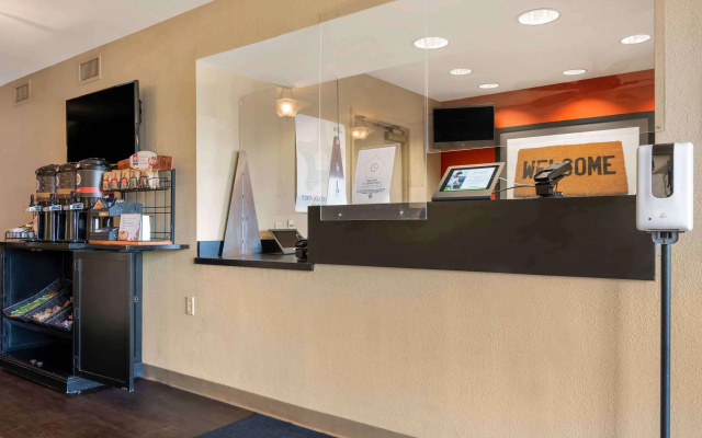 photo 2 of Extended Stay America Suites Pittsburgh Airport