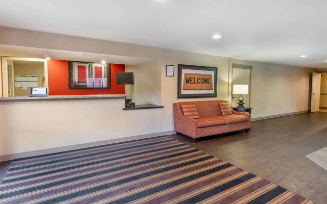 photo 2 of Extended Stay America Select Suites - Raleigh - Cary - Regency Parkway S