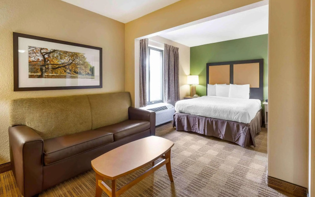photo 5 of Extended Stay America Select Suites - Raleigh - Cary - Regency Parkway S