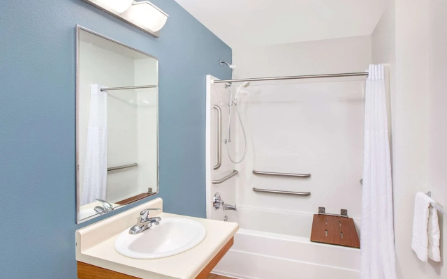 photo 3 of Extended Stay America Select Suites - Phoenix - North