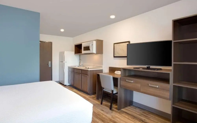 photo 3 of Extended Stay America Select Suites Melbourne West Melbourne