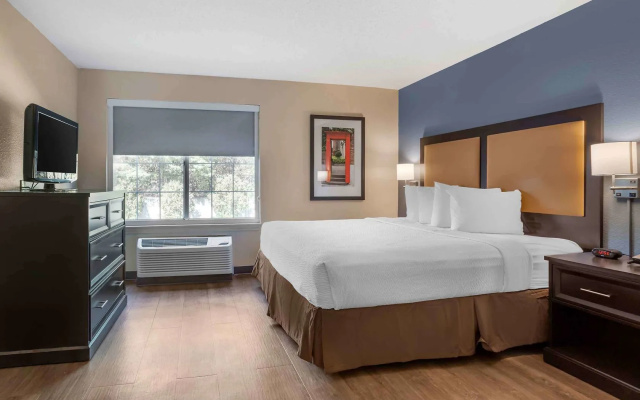photo 5 of Extended Stay America Suites - Norwalk - Stamford