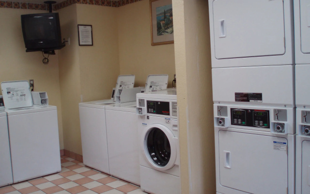 photo 3 of Extended Stay America-Jacksonville-Southside-Stjohnstownectr