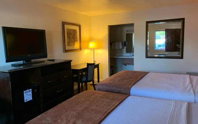 photo 3 of Lancaster Inn