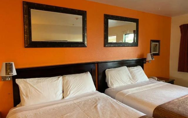 photo 5 of Lancaster Inn