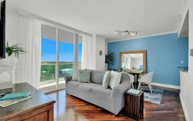 photo 4 of Fabulous 2-Bedroom in the Heart of Grove