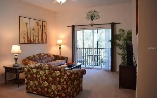 photo 2 of Fabulous 3 bed Condo Near to all the Attractions - 479