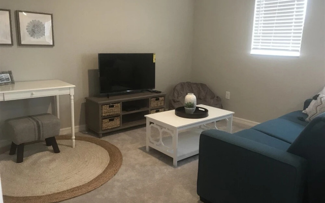 photo 3 of Fabulous Brand New 4 Bed Home Near To Disney 497