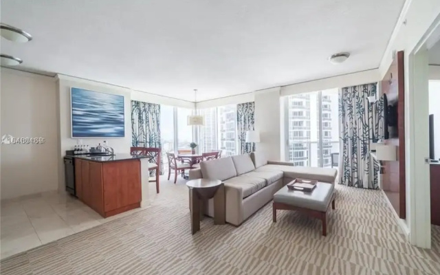 photo 4 of Fabulous Waterfront 2BR 2BA Trump Tower Apartment 6 Guests