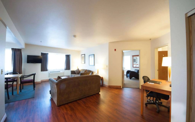 photo 4 of Comfort Inn & Suites Post Falls - Coeur dAlene West