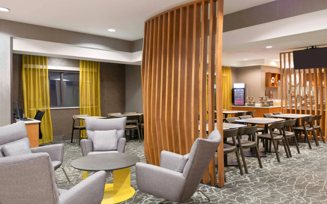 photo 3 of SpringHill Suites by Marriott Cleveland/Solon
