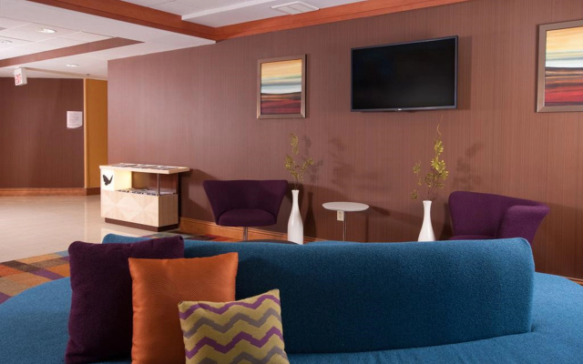photo 3 of Fairfield Inn & Suites Atlanta Airport South/Sullivan Road