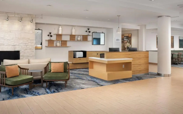 photo 2 of Fairfield Inn & Suites Baltimore BWI Airport