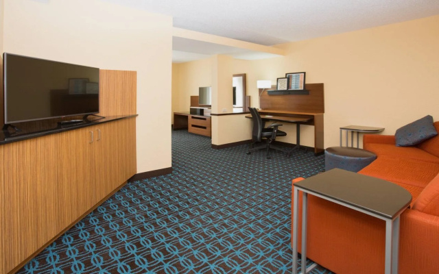 photo 4 of Fairfield Inn & Suites by Marriott Boston Milford