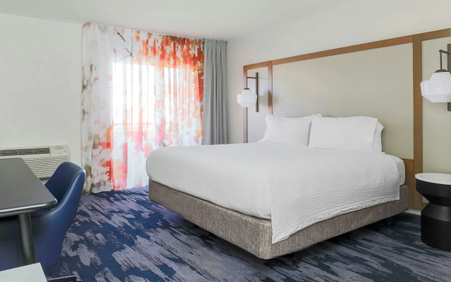 photo 4 of Fairfield Inn & Suites by Marriott San Jose Airport