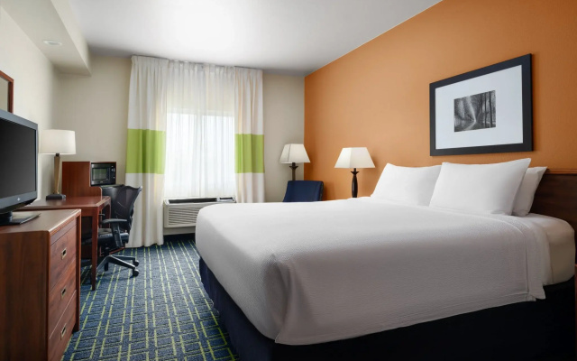 photo 3 of Fairfield Inn & Suites by Marriott San Francisco San Carlos