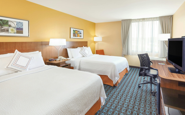 photo 3 of Fairfield Inn & Suites by Marriott Lombard