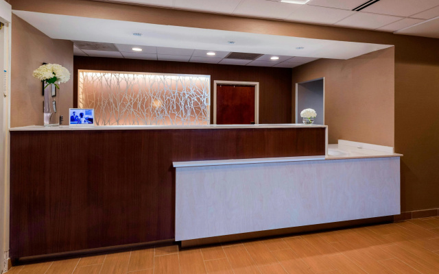 photo 2 of Fairfield Inn & Suites by Marriott Atlanta Buckhead