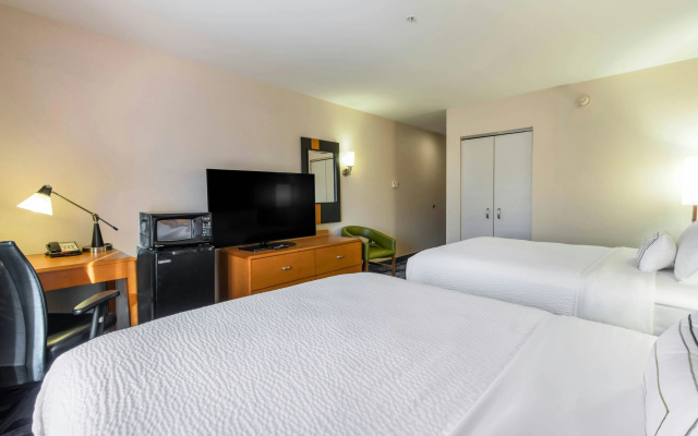 photo 5 of Fairfield Inn & Suites by Marriott Columbia