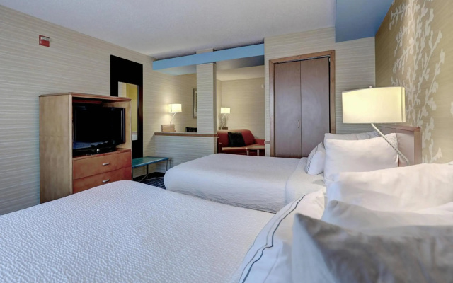 photo 4 of Fairfield Inn & Suites by Marriott Edison-South Plainfield