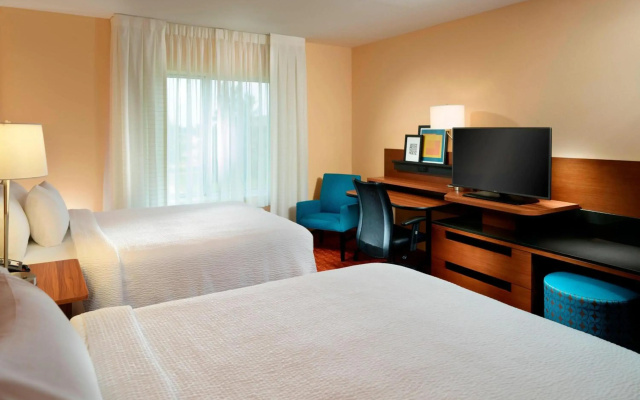 photo 3 of Fairfield Inn & Suites by Marriott Fayetteville North
