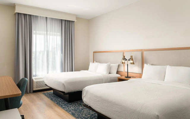 photo 3 of Fairfield Inn & Suites by Marriott Jacksonville Butler Blvd