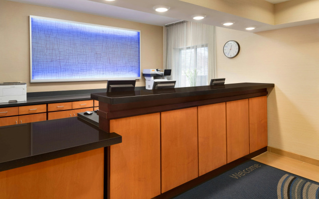 photo 2 of Fairfield Inn & Suites by Marriott Minneapolis Bloomington/Mall of America