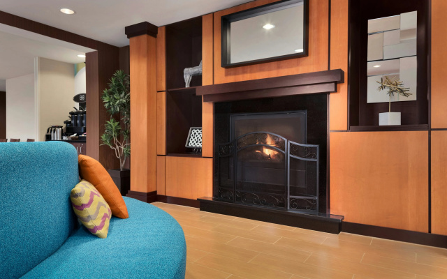 photo 3 of Fairfield Inn & Suites by Marriott Minneapolis Bloomington/Mall of America