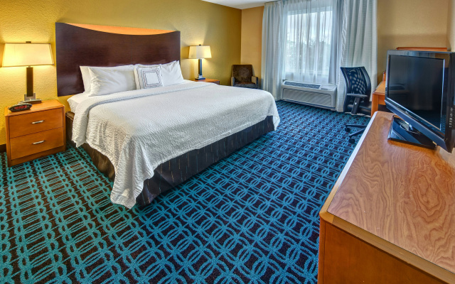 photo 4 of Fairfield Inn & Suites by Marriott Naples