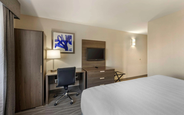 photo 3 of Best Western Plus Nashville Airport Hotel