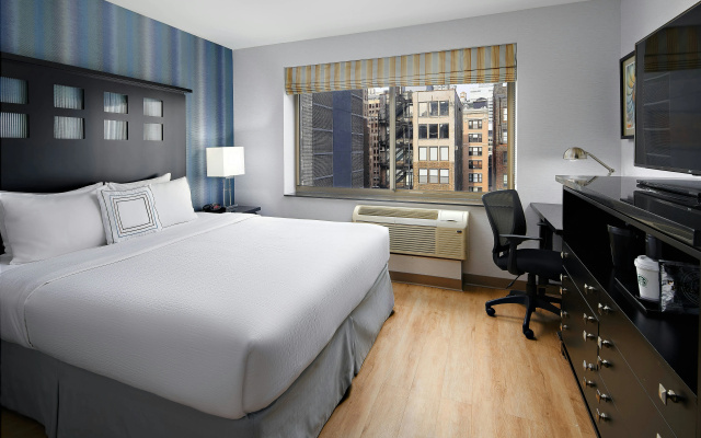 photo 3 of Fairfield Inn & Suites by Marriott New York ManhattanChelsea