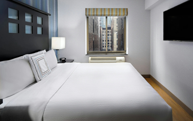 photo 4 of Fairfield Inn & Suites by Marriott New York ManhattanChelsea